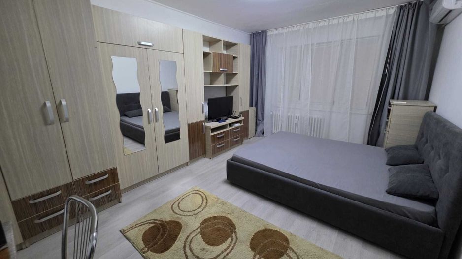 Închiriez garsonieră spațioasă, Auchan Vitan,  plan secund - Poză 3