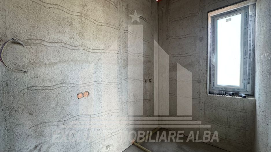 Casa individuala la asfalt cu toate utilitatile, Micesti - Poză 12