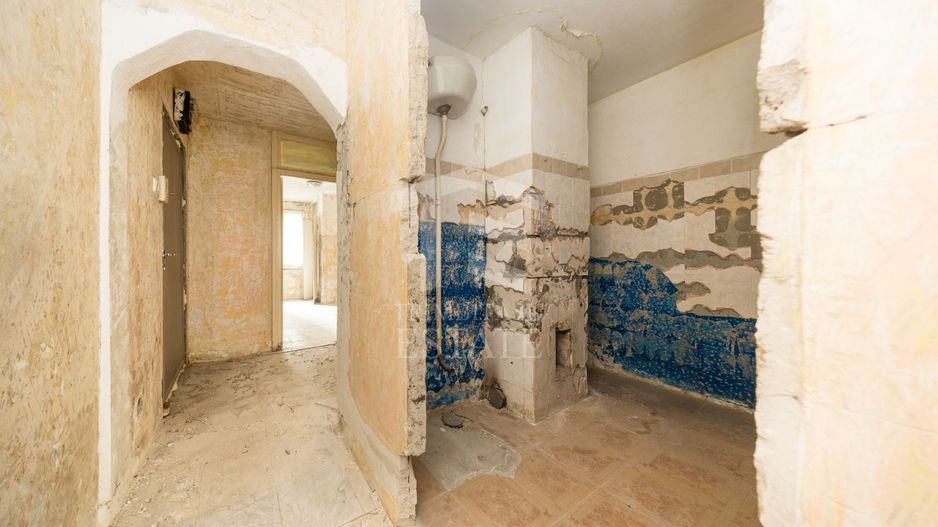 Triaj-Coresi-3 camere+2 bai-70 mp utili NERENOVAT - Poză 17