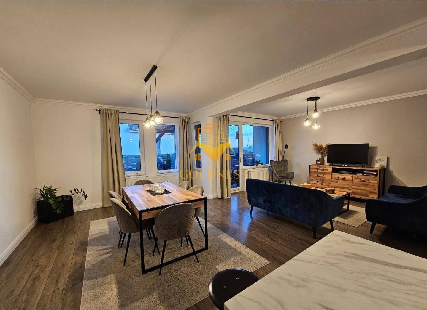 Casa individuala, 4 camere, parcare, 120mp,300mp teren,cartier Voronet - Poză 13