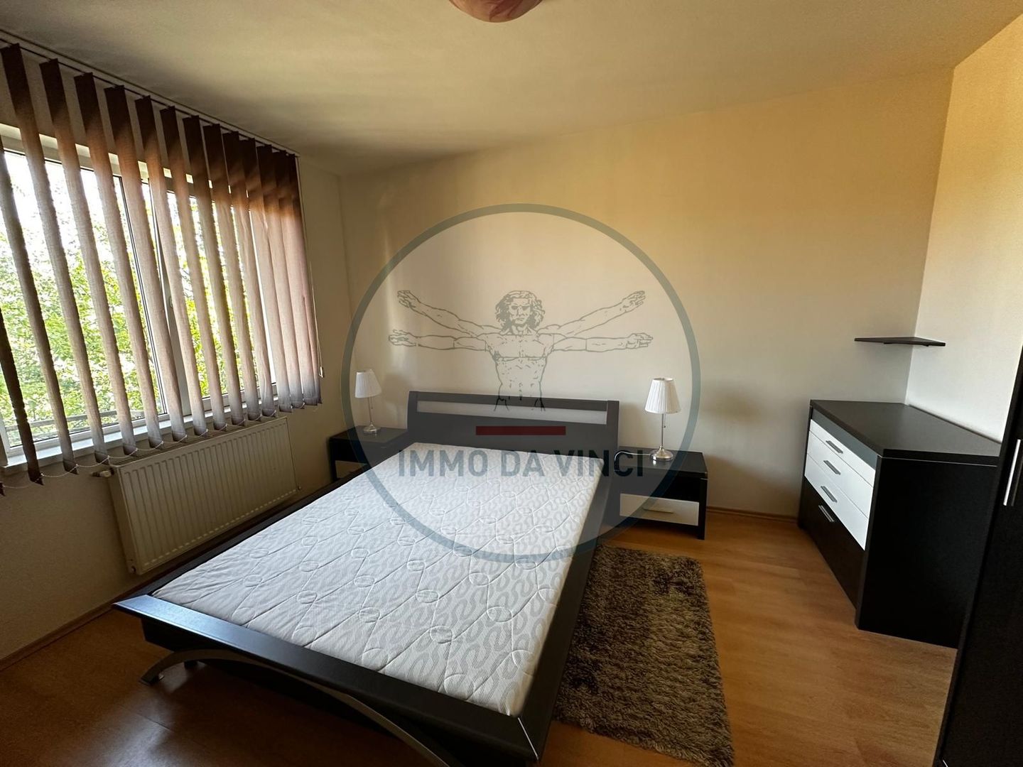 Apartament 2 camere semidecomandat Zona Gheorgheni cu garaj subteran - Poză 1