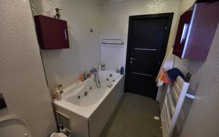 "Acasa" in Vatra Luminoasa - Poză 13