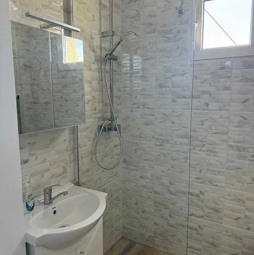 Apartament 2 camere modern, la 10 min de metrou Costin Georgian - Poză 6