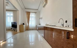Apartament 3 camere, elegant si spațios, lângă parc, zona Centrala - Poză 6