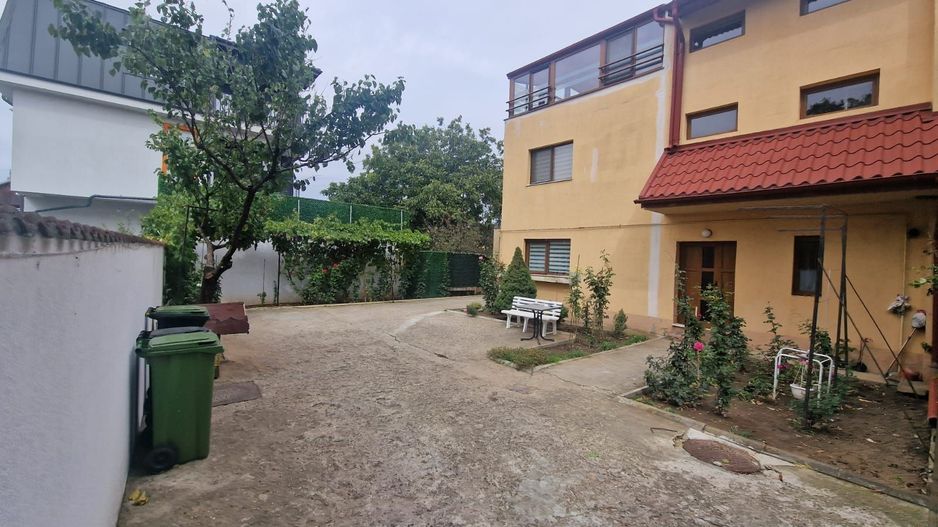 Casă individuală P+1+M cu garaj și terase spațioase – Otopeni Central - Poză 15