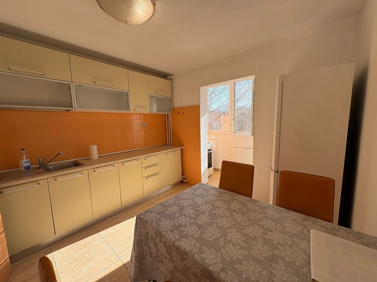 AP. 2 CAMERE P-TA SUDULUI, BUCATARIE INCHISA, MOBILAT, METROU 6 MINUTE - Poză 7