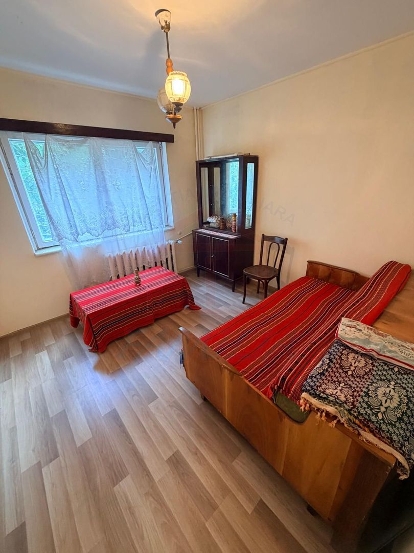 APARTAMENT CU 2 CAMERE DE VÂNZARE | MICRO 18 | PARTER - Poză 4