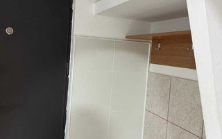 PERS FIZICA vand garsonera Et 1 69000 EURO NEGOCIABIL - Poză 5