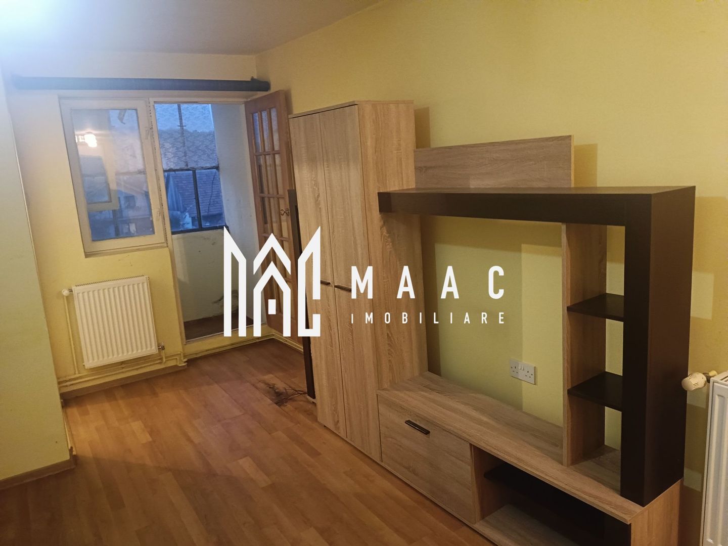 Apartament 1 camera | Decomandat | Balcon | Central Cisnadie - Poză 1