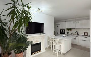 Apartament la cheie / etaj intermediar / Zona Florilor - Poză 3