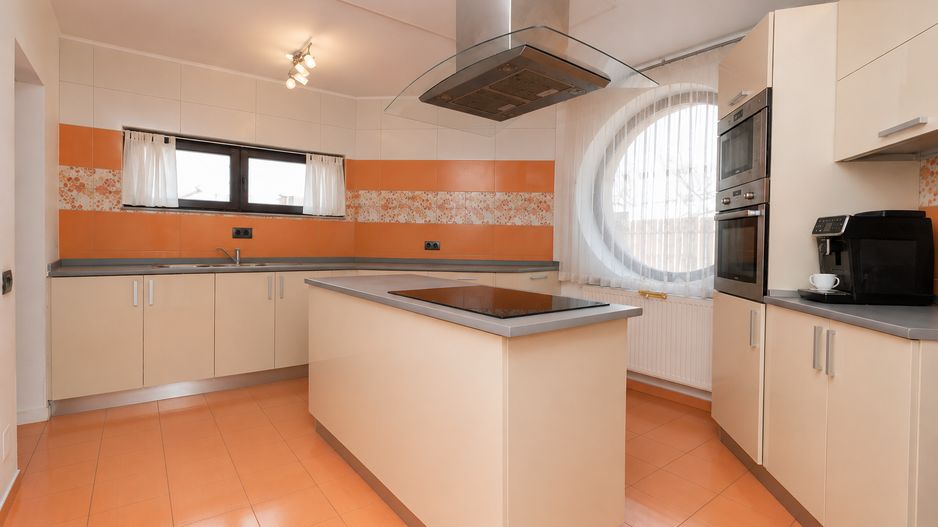 Casa individuala 6 camere, 214mpu,509 mp teren, 5km de Bucuresti, 2013 - Poză 13