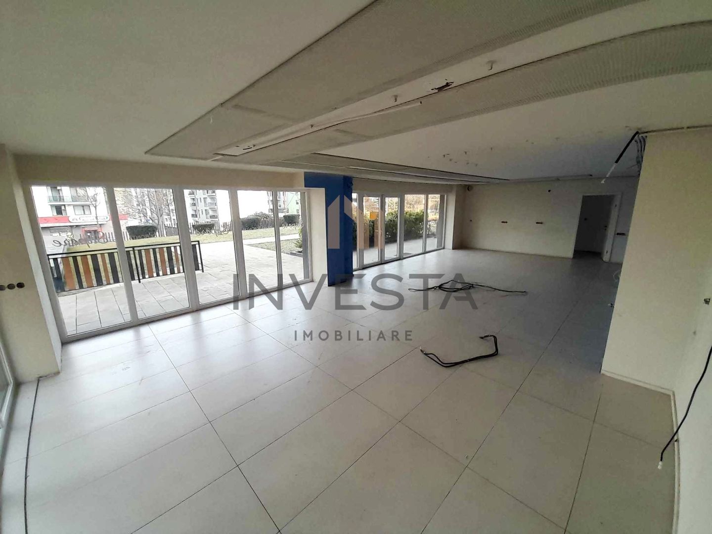 Spatiu modern si luminos de inchiriat, 86 mp, parter de imobil nou - Poză 1