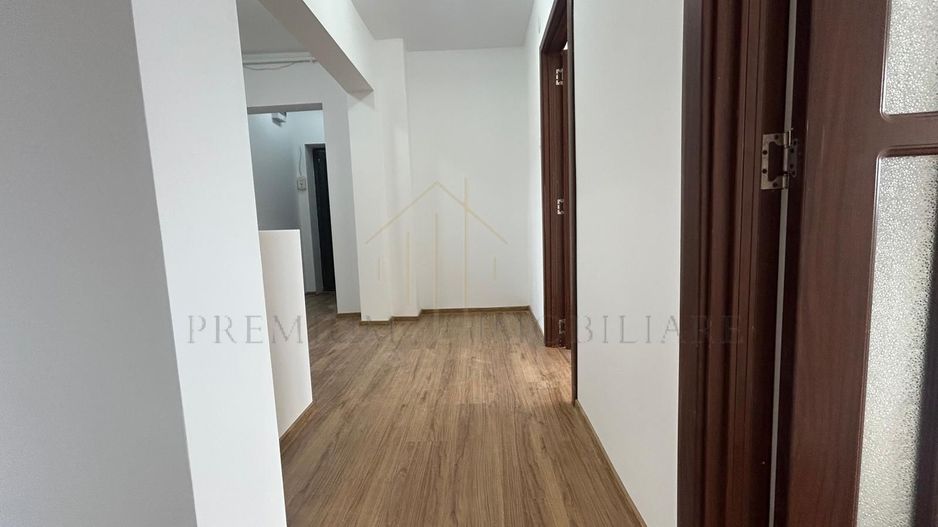 Apartament 3 camere  2 băi | renovat 2025 | parcare - Poză 11