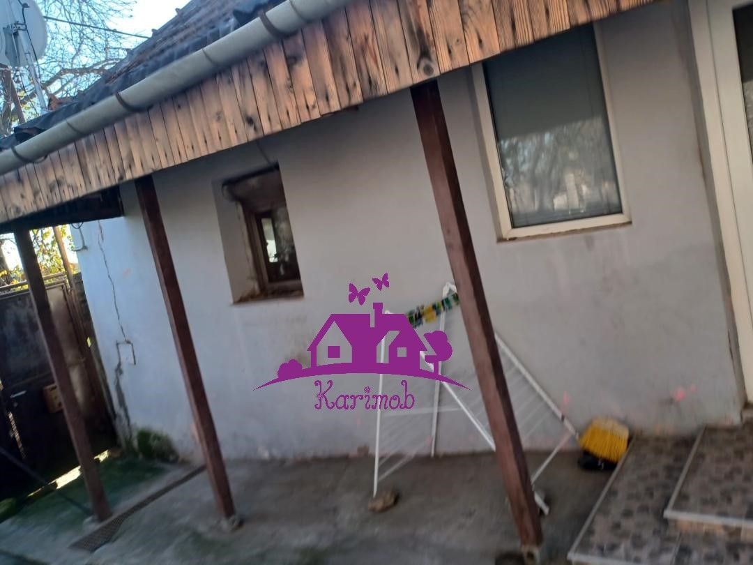 Casa la curte comuna in localitatea Nojorid - Poză 7