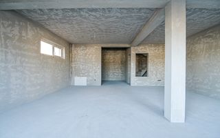 Casa de tip Duplex cu demisol si terasa - Poză 3