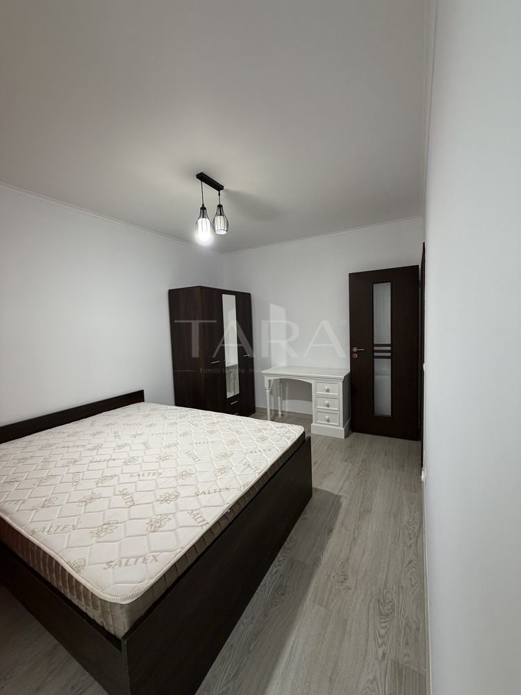 Apartament renovat recent și parcare proprie, zona Florilor. - Poză 4