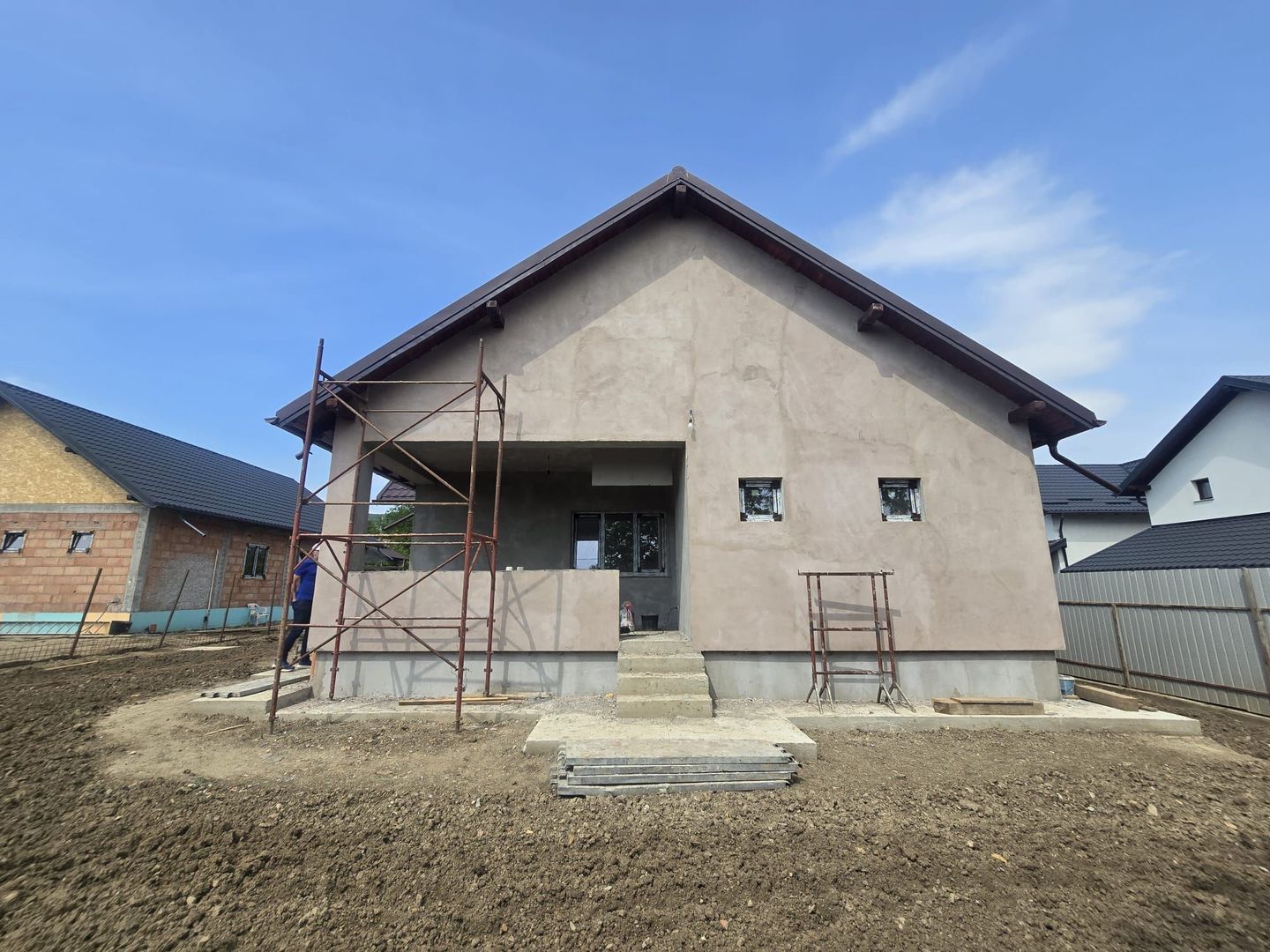 Casă Nouă Modernă de Vânzare –Sărata, Bacău,Confort, Spațiu și Liniste - Poză 9