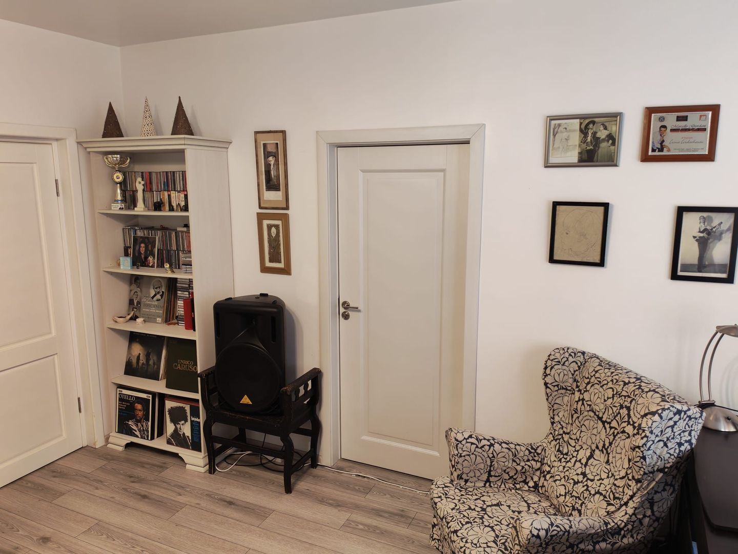 Apartament 2 cam de vânzare | Armeneasca | Fără risc seismic | Centrală proprie - Poză 2