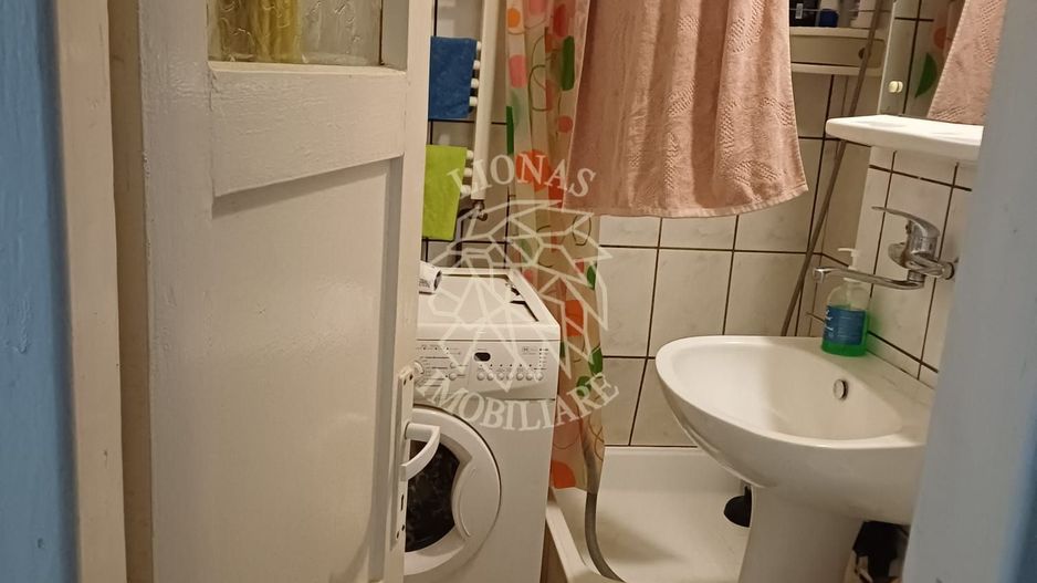 Apartament compartimentat cu 2 garsoniere-parter-Zona Policlinica - Poză 7