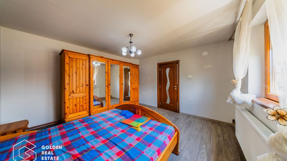 Casă 3 camere renovată în Bujac-Sega , 2 corpuri, teren 572 mp - Poză 15