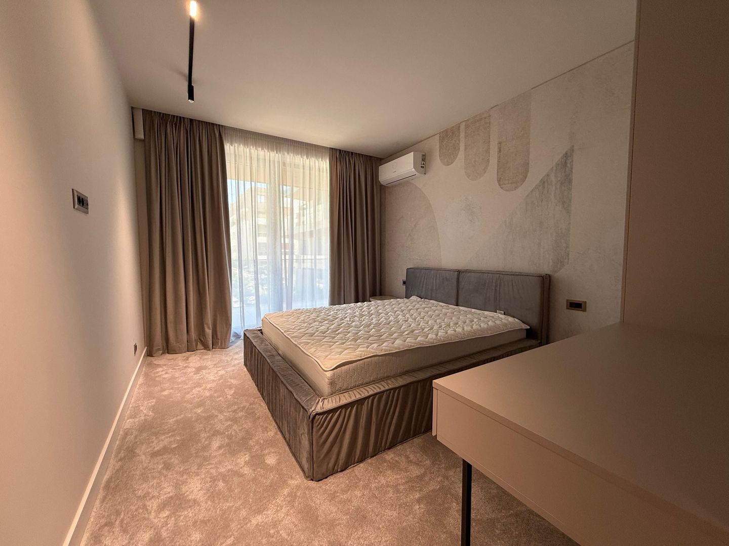 Luxos Apt 4 Camere Iancu Nicolae  și Parcare - Poză 3
