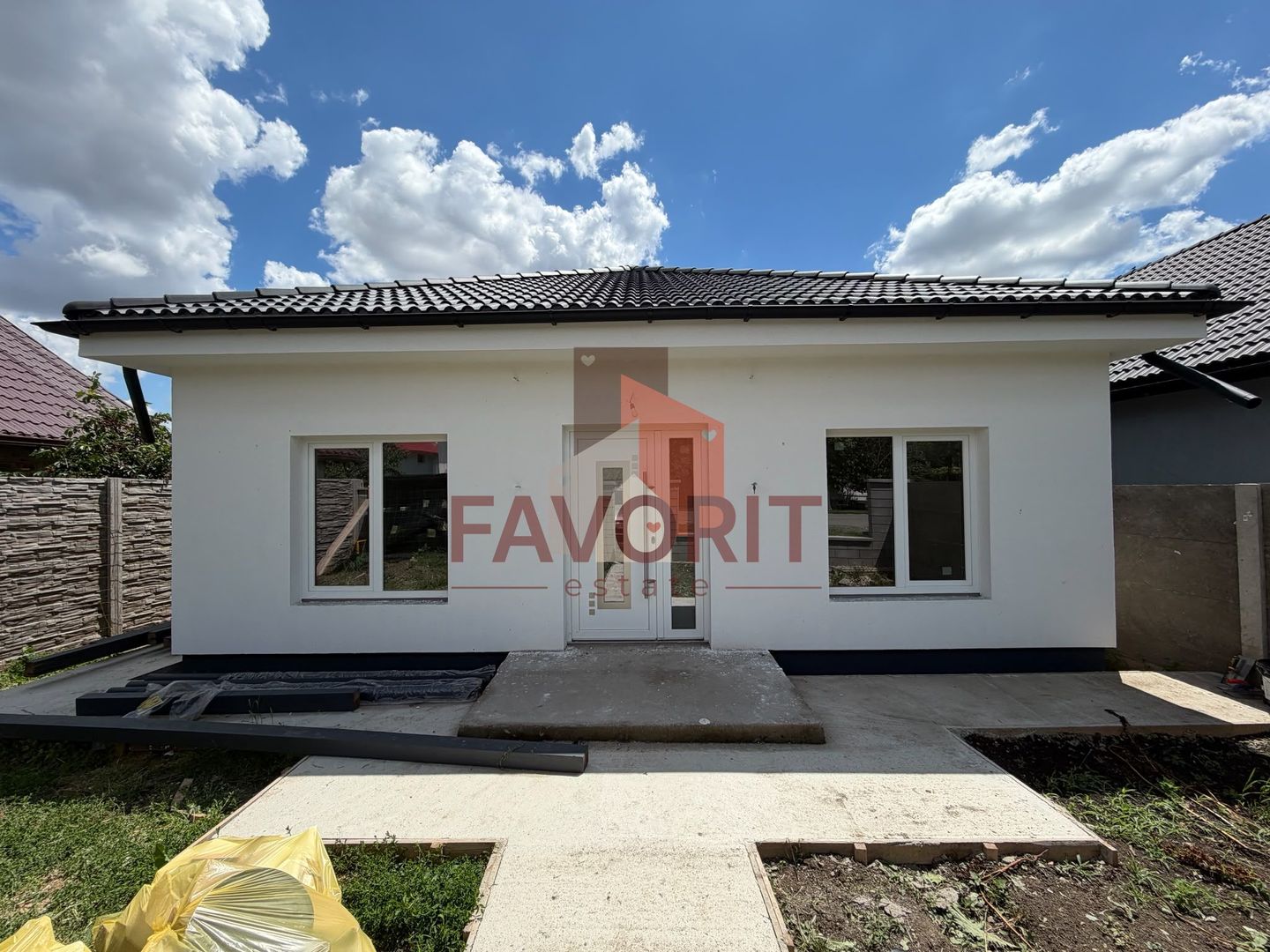Casă Individuala | 3 camere | Toate utilitatile | Teren Generos | - Poză 1