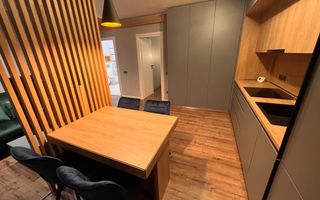 Dau in chirie 2 camere - lux - loc de parcare inclus - Poză 3