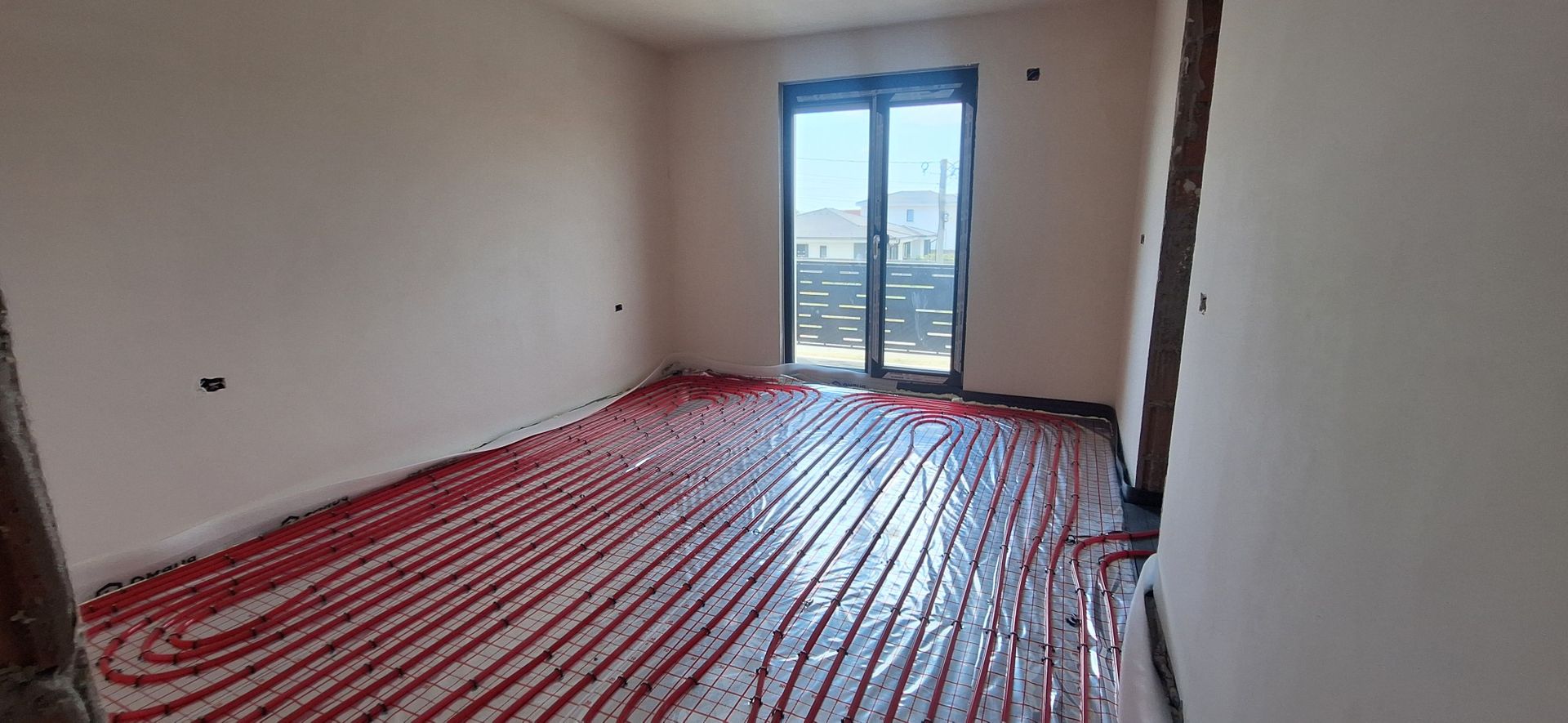 Locuinta individuala la cheie -teren de 661mp - Poză 19