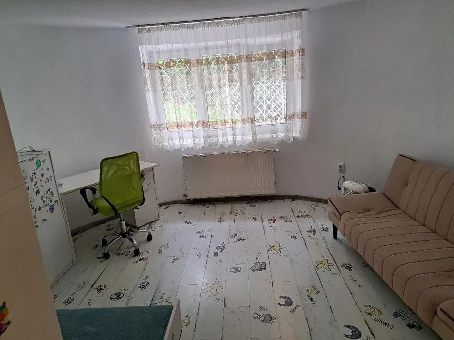 apartament 3 camere - Poză 1