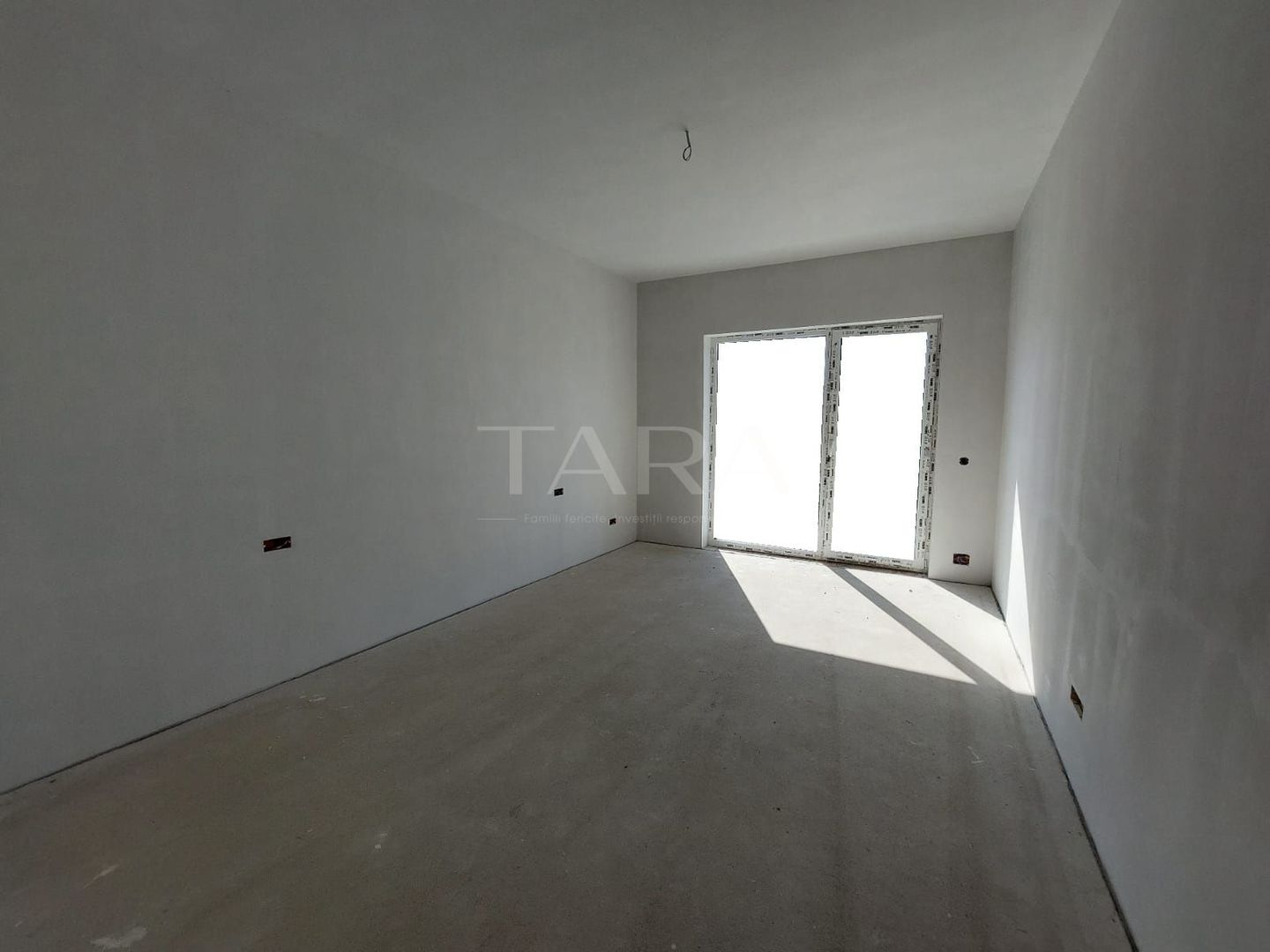 Casă spațioasă cu grădină în Florești, aproape de zona Somesului. - Poză 11