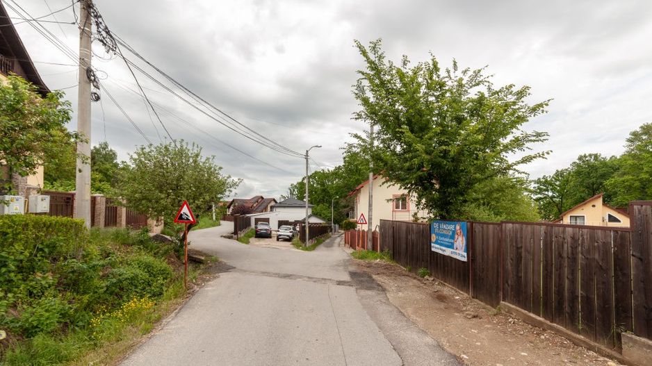 Teren Gavana locatie excelenta langa padure si facilitati cartier - Poză 3