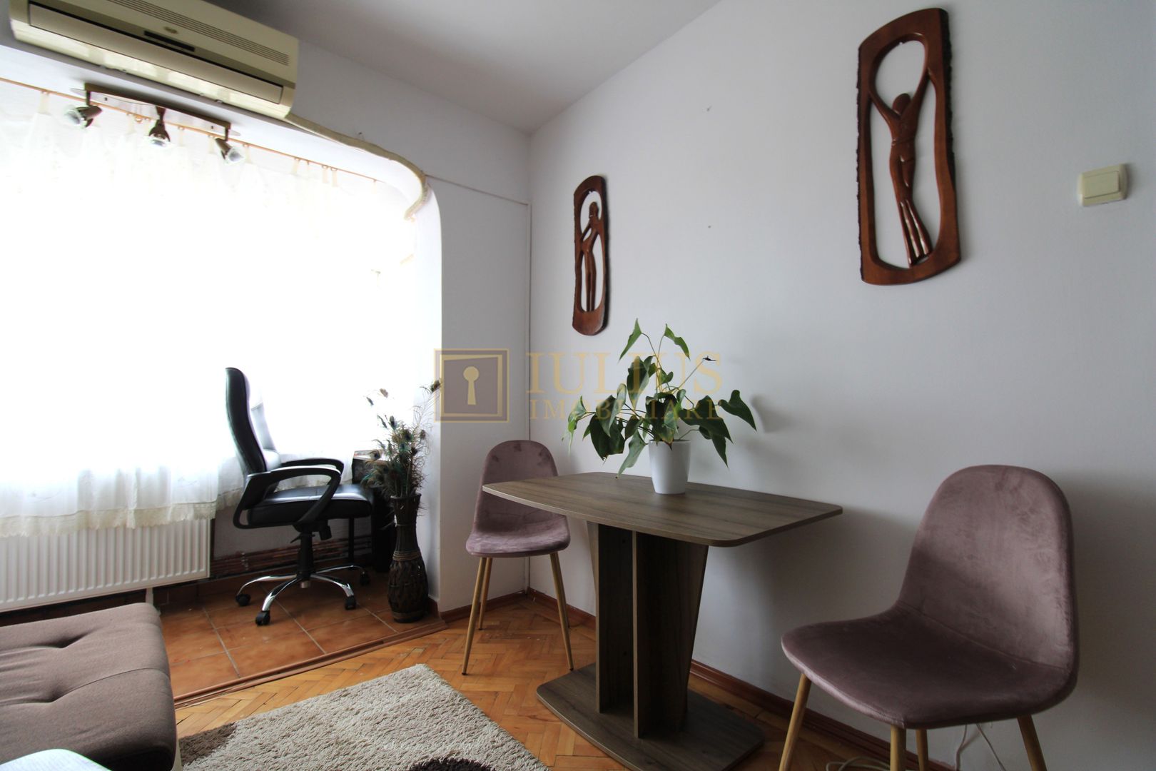 Take Ionescu, 2 camere, centrala proprie - Poză 3