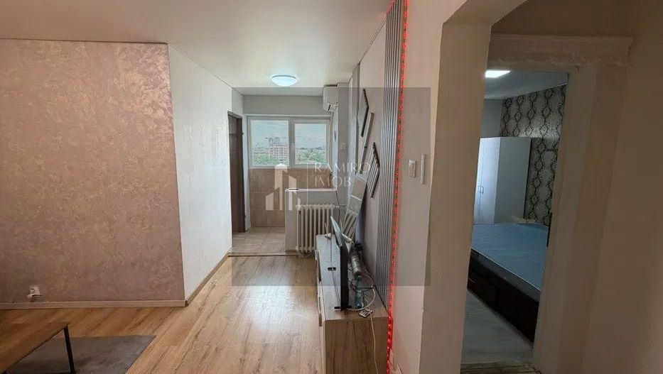 Apartament 2 camere decomandat/7 minute/metrou  Aparatorii Patriei - Poză 3