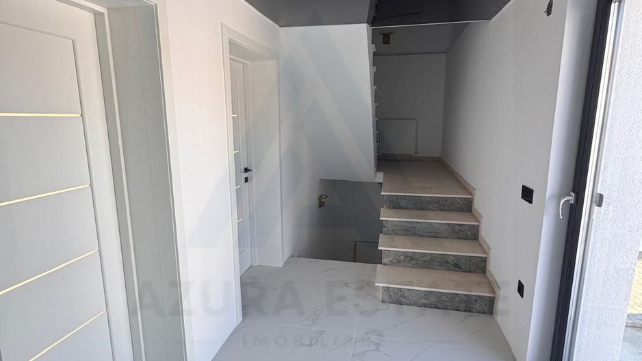 Casa moderna constructie noua 195 mp utili si 100 mp curte Sura Mare - Poză 22
