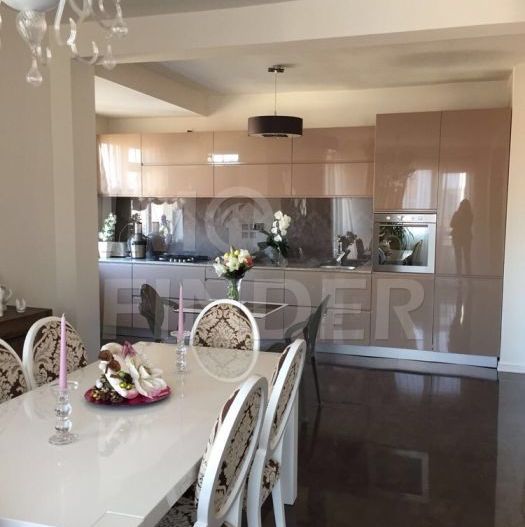 Inchiriere apartament exclusivist, 4 camere, Andrei Muresanu - Poză 1