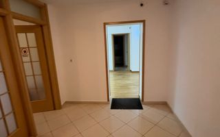 4 camere  etaj 1 /450 m METROU UNIRII - Poză 11