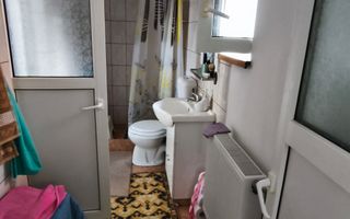 Casa curte cu teren 1600 mp Manolache - Poză 15