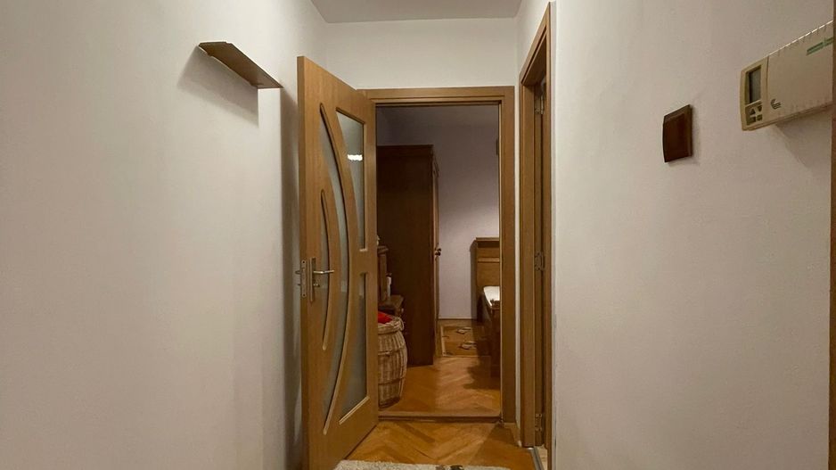 Apartament 3 camere, centrala proprie, zona excelenta! - Poză 6