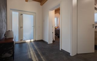 Casa deosebita de vanzare in Giarmata COMISION 0% CUMPARATOR - Poză 14