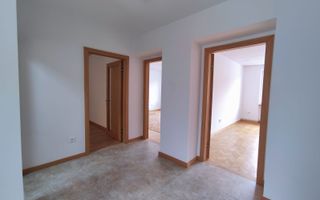 Spațiu oferit spre închiriere | Piața Mihai Viteazu - Poză 8