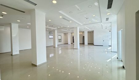 INCHIRIERE SPATIU STRADAL PIPERA PRETABIL SHOWROOM - CLINICA - REPREZENTANTA