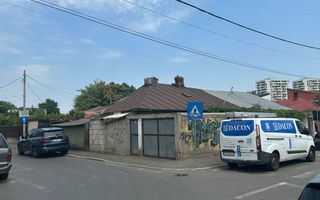 Teren cu dublă deschidere, Piața Delfinului - Poză 4