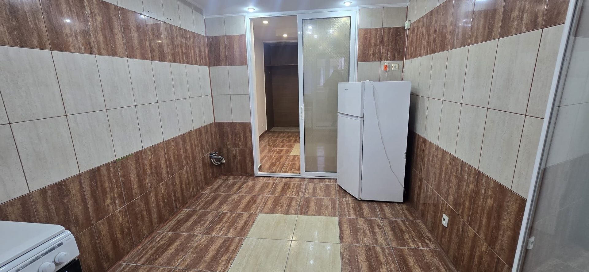 Apartament 4 camere Soseaua Berceni /an 1981 - Poză 13