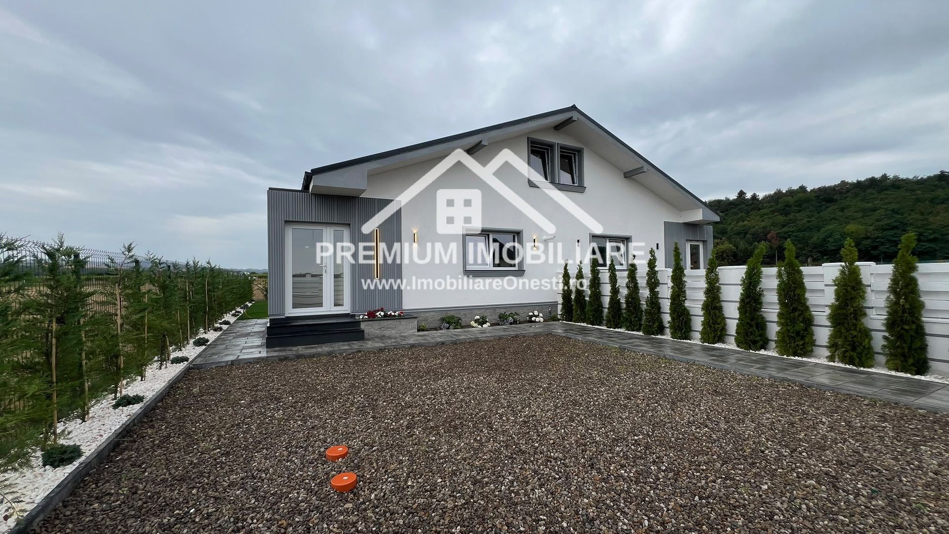 DUPLEX de vanzare | Oferta - Poză 1