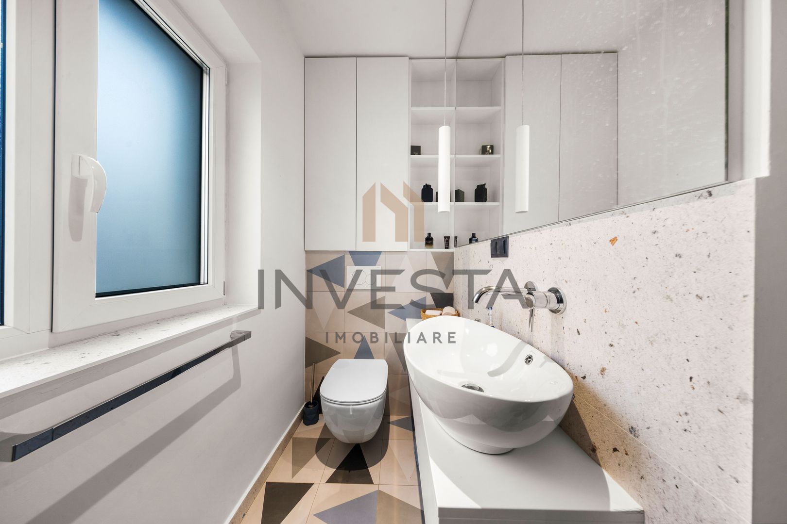 Duplex ultrafinisat | 4 camere | Gradina proprie | Vedere superba | - Poză 19