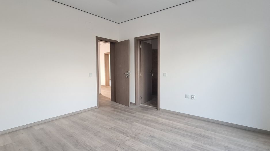 Casa 4 camere finalizata intabulata cartier Izvor Tarlungeni - Poză 7