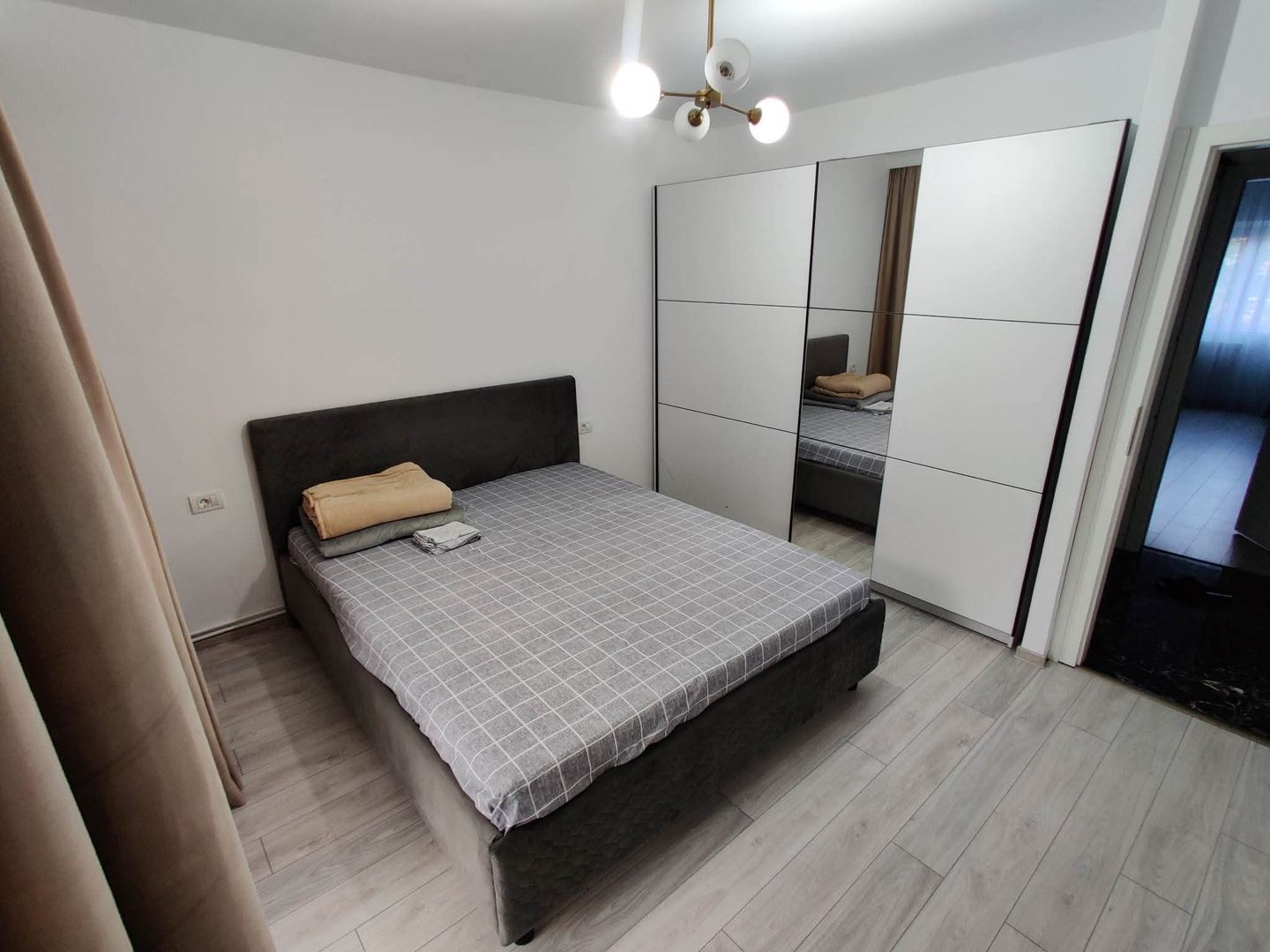 Racadau 2 camere,mobilat si utilat - Poză 3