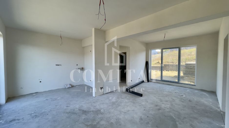 Case cuplate finalizate la intrare în Chinteni - Poză 6