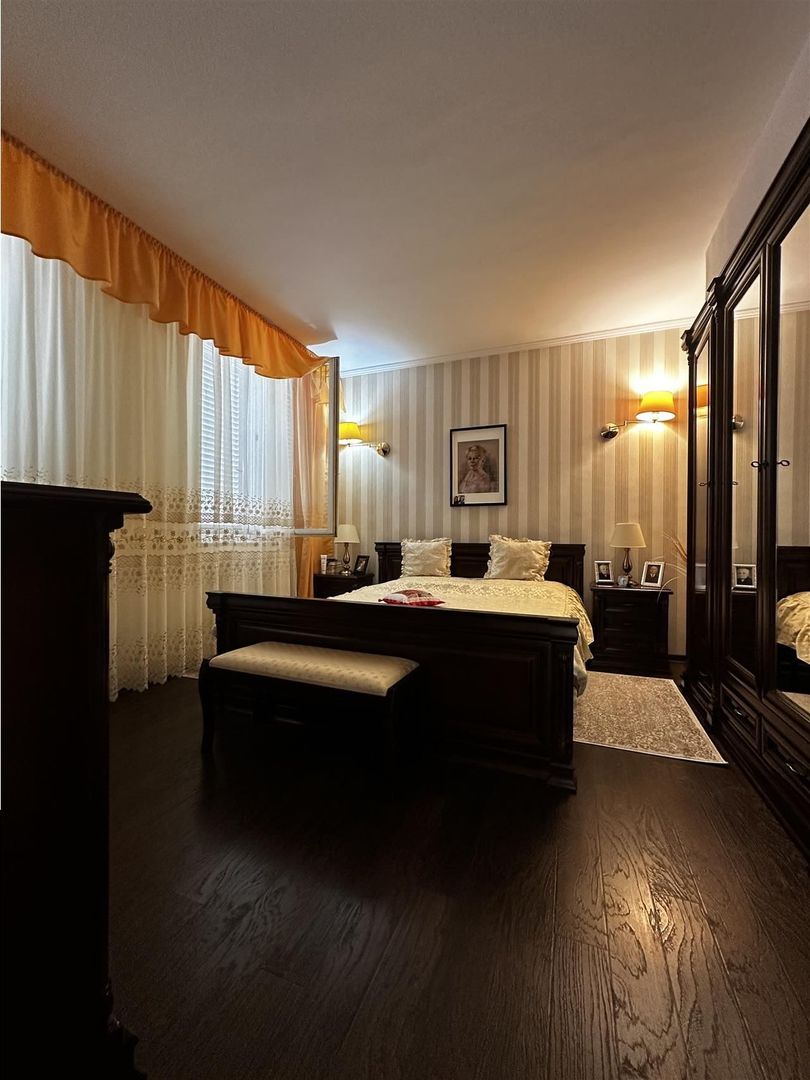 Vila lux cu piscina Sanmartin - Poză 13