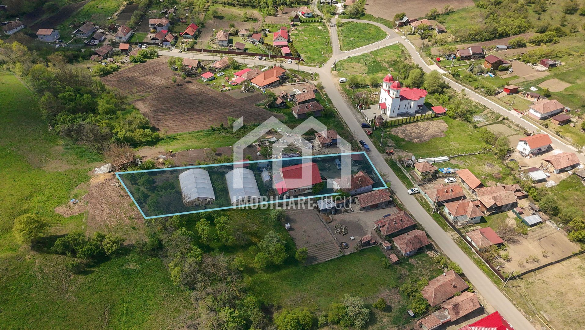 Casă familială spațioasă cu 5 camere în Visea, comuna Jucu - Poză 19
